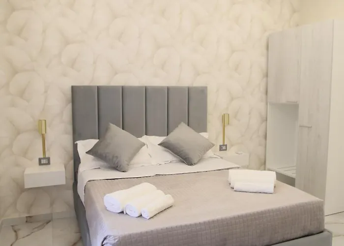 Napoli Central Suites 4* Napoli
