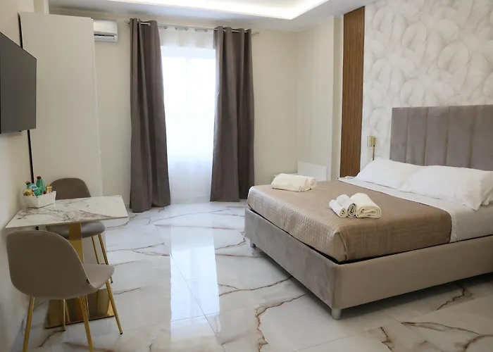 Napoli Central Suites 4* Napoli