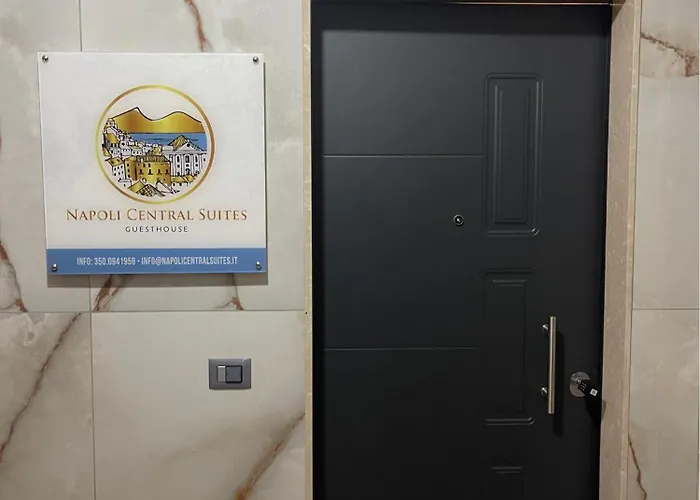 Napoli Central Suites 4*