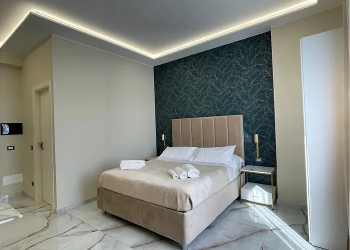 Napoli Central Suites 4* Napoli