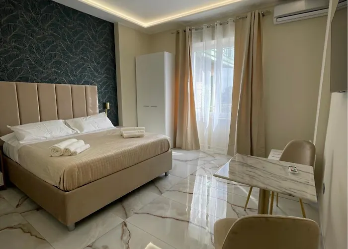 Napoli Central Suites