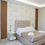 Napoli Central Suites
