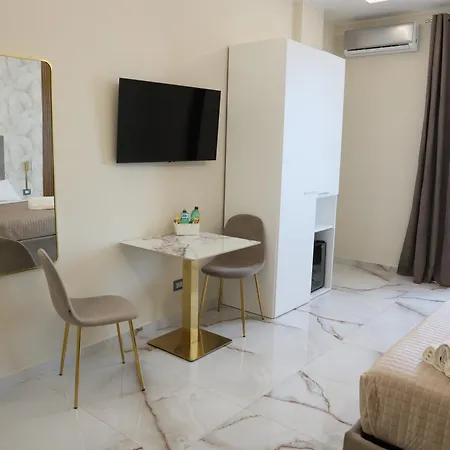 Pensjonat Napoli Central Suites