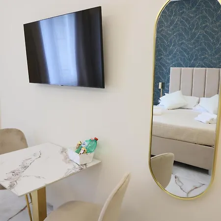 Napoli Central Suites