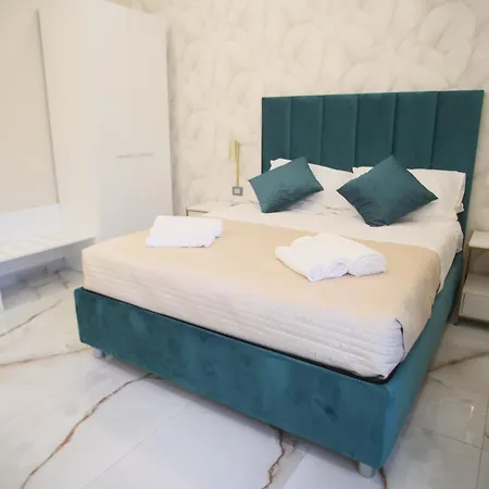 Pensjonat Napoli Central Suites