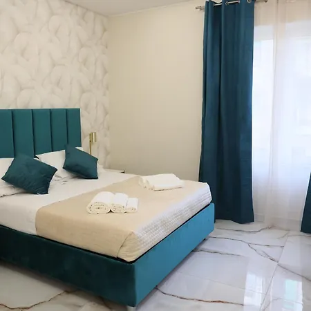 Napoli Central Suites *
