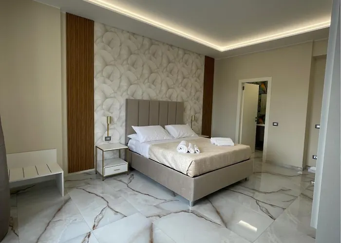 Napoli Central Suites Pensión 4*