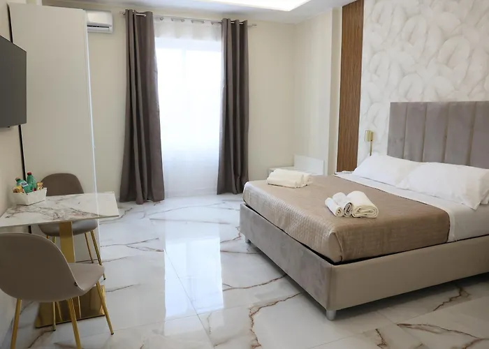 Pensión Napoli Central Suites Nápoles